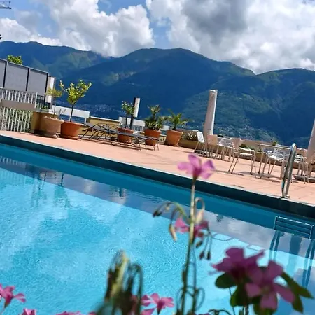 Sollevante Mit Pool Und Fantastischem Seesicht Daire Ascona