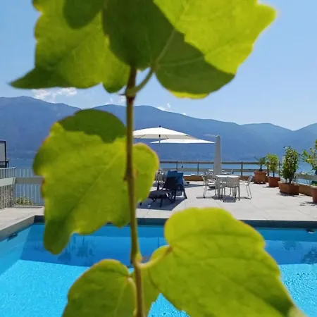 Apartment Sollevante Mit Pool Und Fantastischem Seesicht