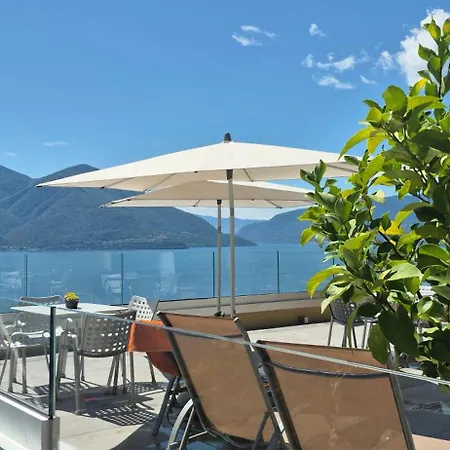 아파트 Sollevante Mit Pool Und Fantastischer Seesicht