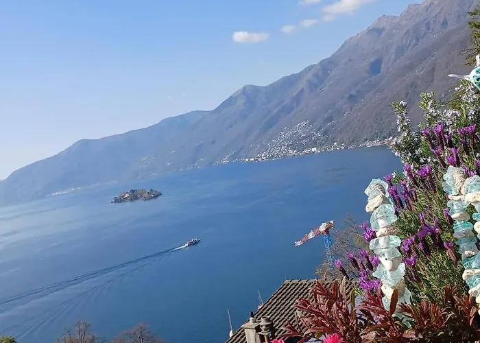 公寓 Sollevante Mit Pool Und Fantastischem Seesicht *